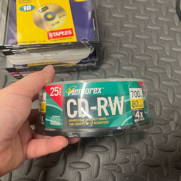 CD bundle new in box CD, 8 empty CD cases, 8 CD-RW individual packaged - Picture 3 of 7